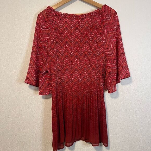 Catherine’s Chevron Printed Blouse Size 2X - Picture 7 of 8